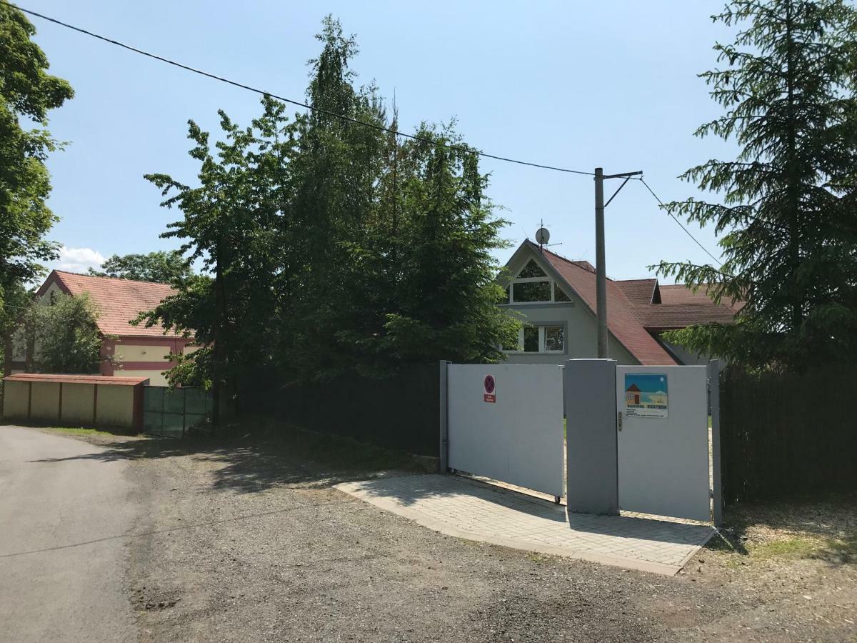 Beach Pension Cheb Kültér fotó